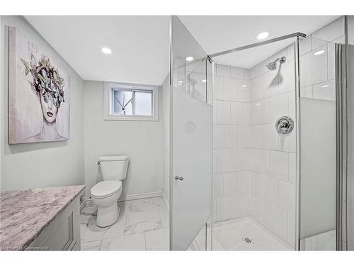 2061 Edinburgh Drive, Burlington, ON - Indoor Photo Showing Bathroom