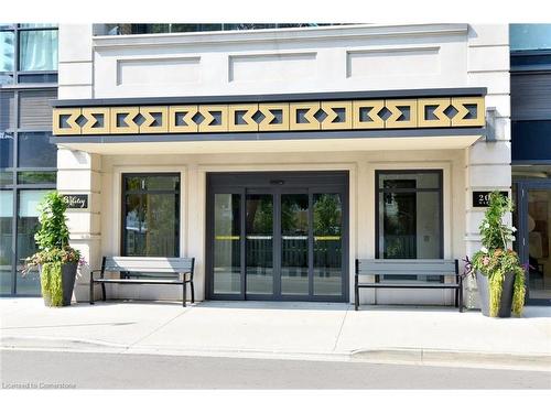 704-2025 Maria Street, Burlington, ON - Outdoor With Facade