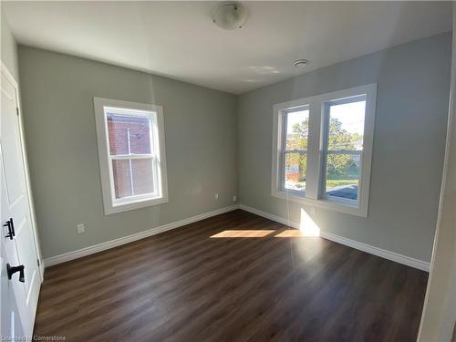 3-29 Marlborough Street, Brantford, ON - Indoor Photo Showing Other Room