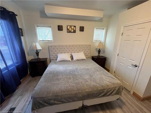 1-801 Upper Wellington Street, Hamilton, ON - Indoor Photo Showing Bedroom