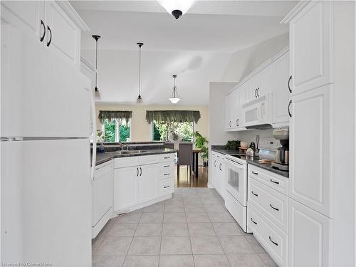 36 Sea Breeze Drive, Port Dover, ON - Indoor Photo Showing Kitchen