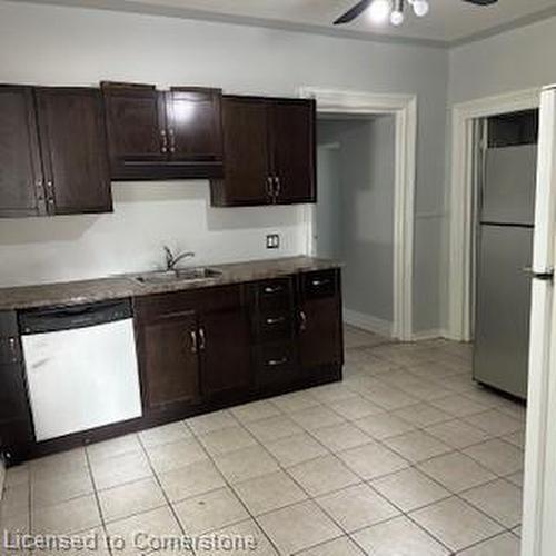 66 Eagle Avenue, Brantford, ON - Indoor Photo Showing Kitchen