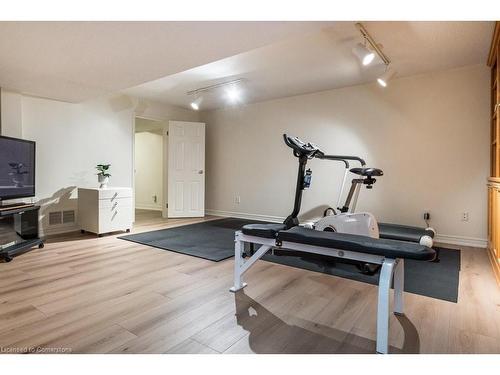 163 Watsons Lane, Dundas, ON - Indoor Photo Showing Gym Room