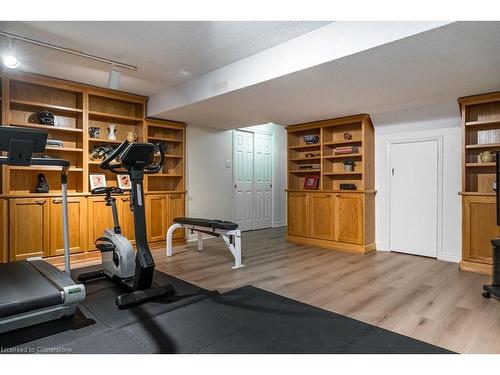 163 Watsons Lane, Dundas, ON - Indoor Photo Showing Gym Room