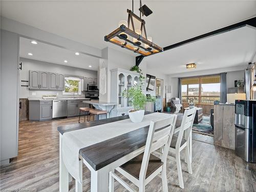 6267 Rainham Road, Dunnville, ON - Indoor Photo Showing Dining Room