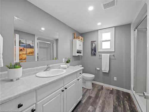 6267 Rainham Road, Dunnville, ON - Indoor Photo Showing Bathroom