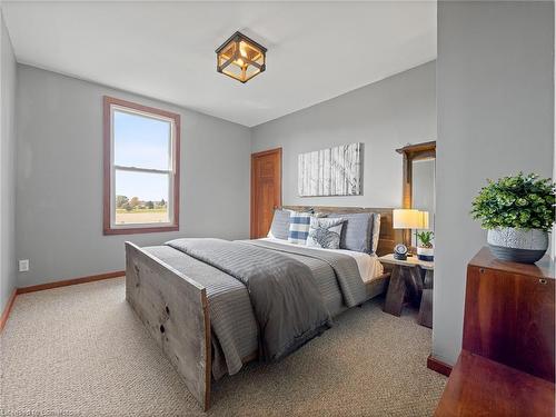 6267 Rainham Road, Dunnville, ON - Indoor Photo Showing Bedroom