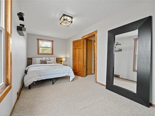 6267 Rainham Road, Dunnville, ON - Indoor Photo Showing Bedroom