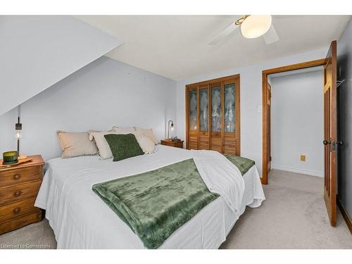 611 John St Street, Dunnville, ON - Indoor Photo Showing Bedroom