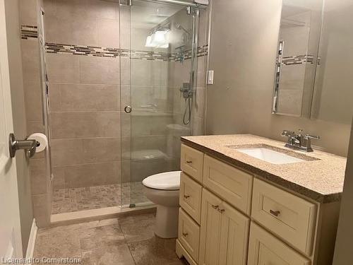 1211-7 Gale Crescent, St. Catharines, ON - Indoor Photo Showing Bathroom