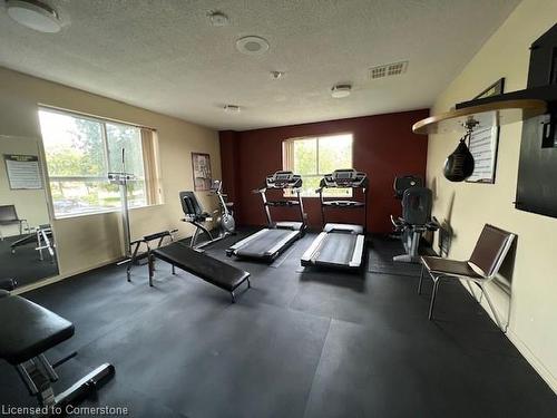 1211-7 Gale Crescent, St. Catharines, ON - Indoor Photo Showing Gym Room