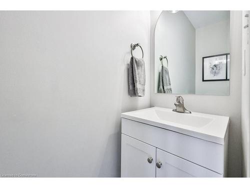 65-485 Green Road, Stoney Creek, ON - Indoor Photo Showing Bathroom