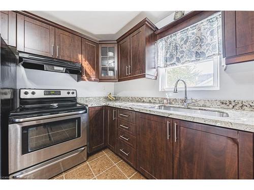 62 Birch Avenue, Hamilton, ON - Indoor Photo Showing Kitchen