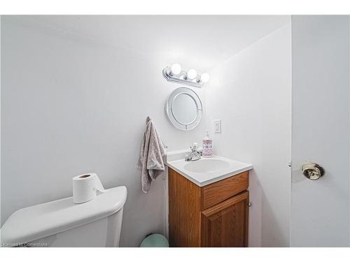 62 Birch Avenue, Hamilton, ON - Indoor Photo Showing Bathroom