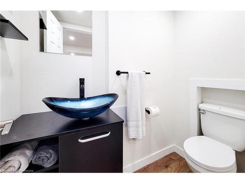 11755 Hwy 3, Wainfleet, ON - Indoor Photo Showing Bathroom