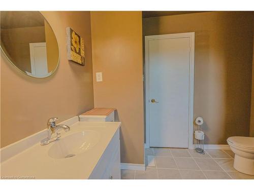 173 Templemead Drive, Hamilton, ON - Indoor Photo Showing Bathroom