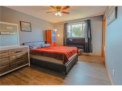 173 Templemead Drive, Hamilton, ON - Indoor Photo Showing Bedroom