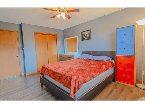 173 Templemead Drive, Hamilton, ON - Indoor Photo Showing Bedroom