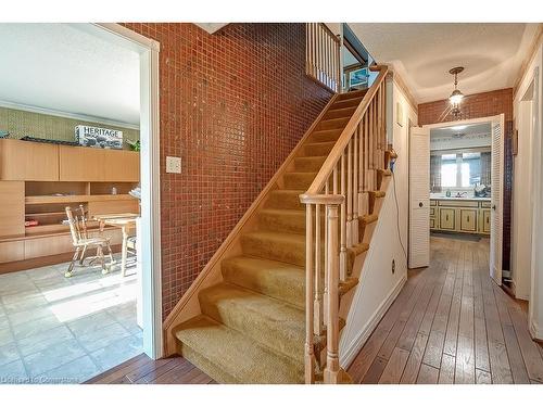 251 Glen Afton Drive, Burlington, ON - Indoor Photo Showing Other Room