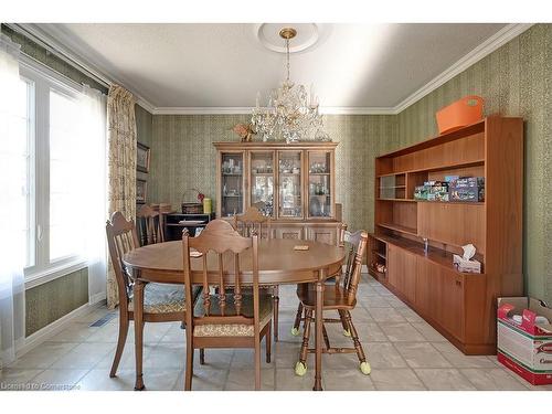 251 Glen Afton Drive, Burlington, ON - Indoor Photo Showing Dining Room