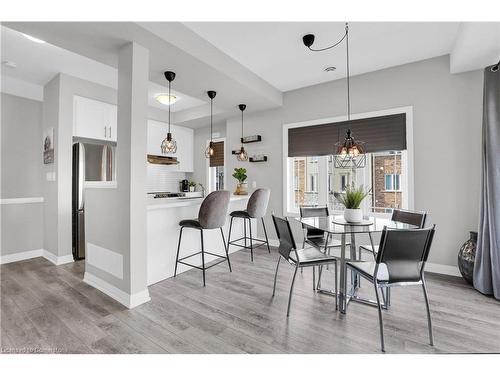 46 Waterlily Way, Stoney Creek, ON - Indoor Photo Showing Dining Room