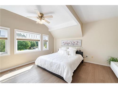 24 Furrows End, Brampton, ON - Indoor Photo Showing Bedroom