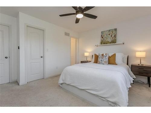 2441 Falkland Crescent, Oakville, ON - Indoor Photo Showing Bedroom