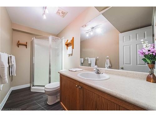 49-34 Southbrook Drive, Binbrook, ON - Indoor Photo Showing Bathroom