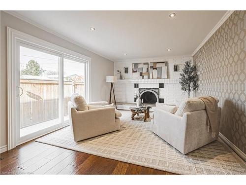 30 Alto Drive, Hamilton, ON - Indoor Photo Showing Living Room With Fireplace