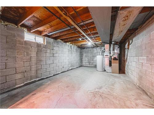 30 Alto Drive, Hamilton, ON - Indoor Photo Showing Basement