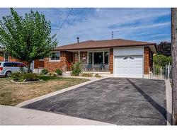 49 Anson Avenue  Hamilton, ON L8T 2X5