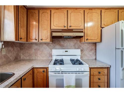 49 Anson Avenue, Hamilton, ON - Indoor Photo Showing Kitchen