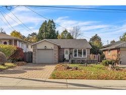 40 Aterno Drive  Hamilton, ON L9C 5S5