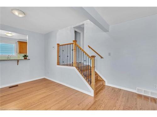 40 Aterno Drive, Hamilton, ON - Indoor Photo Showing Other Room