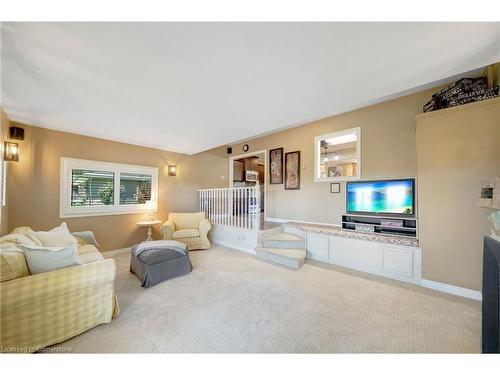 625 Golf Club Road, Hamilton, ON - Indoor Photo Showing Living Room With Fireplace