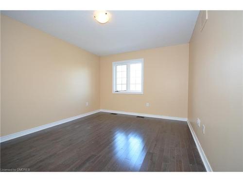 19-515 Winston Road, Grimsby, ON - Indoor Photo Showing Other Room