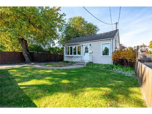 11 Holly Avenue, Hamilton, ON - Outdoor