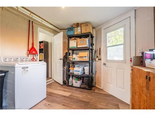 11 Holly Avenue, Hamilton, ON - Indoor Photo Showing Laundry Room