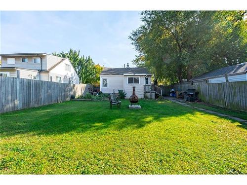 11 Holly Avenue, Hamilton, ON - Outdoor With Backyard