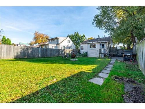 11 Holly Avenue, Hamilton, ON - Outdoor