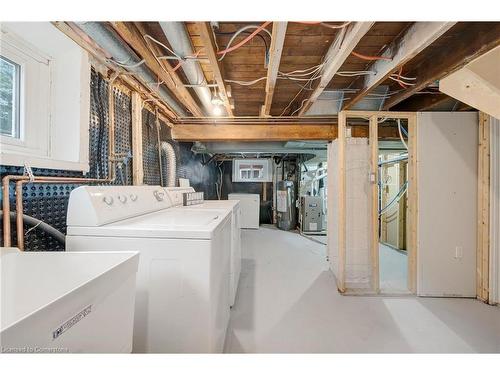 98 Cope Street, Hamilton, ON - Indoor Photo Showing Laundry Room