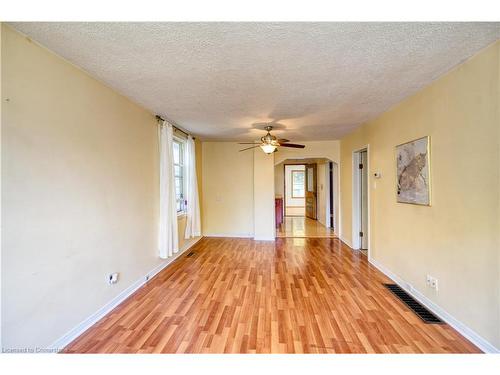 369 Fairfield Avenue N, Hamilton, ON - Indoor Photo Showing Other Room