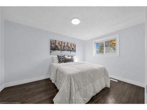 20-125 Limeridge Road W, Hamilton, ON - Indoor Photo Showing Bedroom