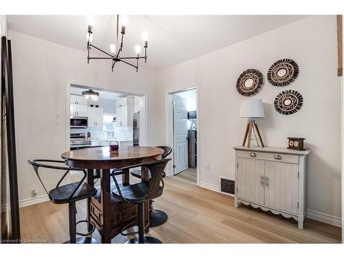 44 Steven Street, Hamilton, ON - Indoor Photo Showing Dining Room