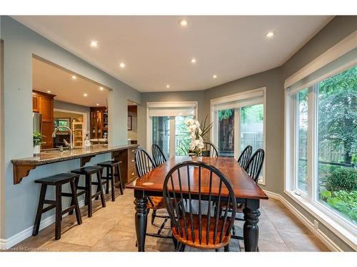 33 Cumminsville Drive, Flamborough, ON - Indoor Photo Showing Dining Room