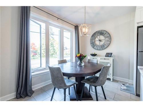 2290 Woodward Avenue, Burlington, ON - Indoor Photo Showing Dining Room