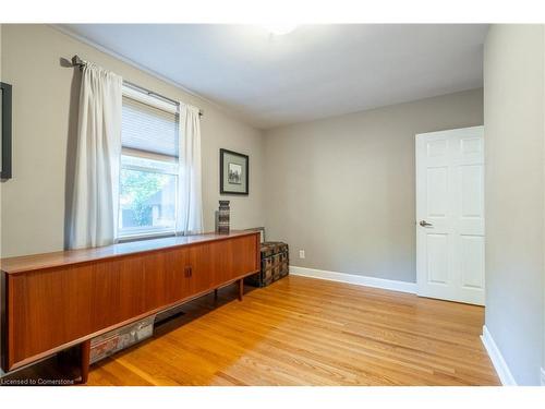 2290 Woodward Avenue, Burlington, ON - Indoor Photo Showing Other Room