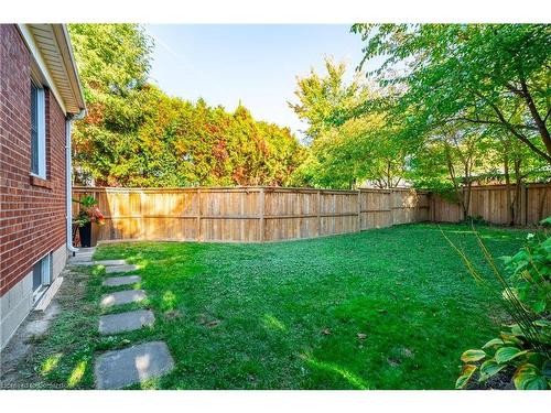 2290 Woodward Avenue, Burlington, ON - Outdoor With Backyard