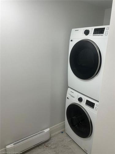 B-101 Prospect Street S, Hamilton, ON - Indoor Photo Showing Laundry Room