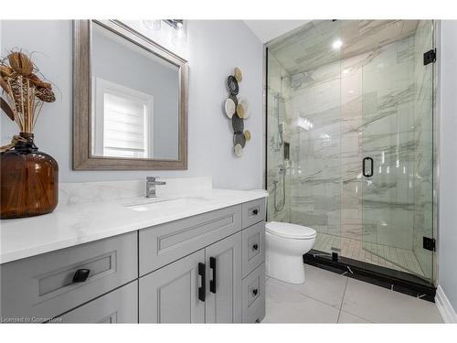 94 Millen Road, Hamilton, ON - Indoor Photo Showing Bathroom